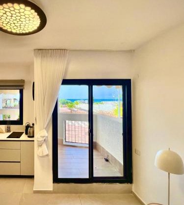 GW930 Gugel Waves Amazing Seaview Apartments