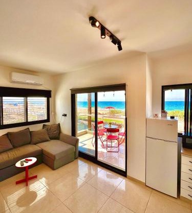 GW951 Gugel Waves Amazing Seaview Apartments