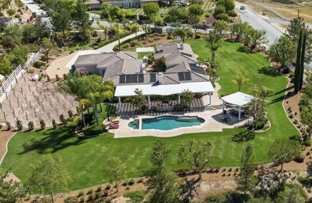 Hacienda-In center of Temecula Wine Country