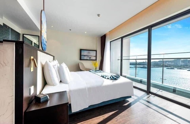Halo Bay Retreat