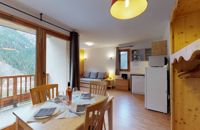 Hameau 8 101 - SPA & PISCINE studio 4 pers.