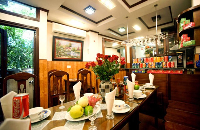 Hanoi Street Hotel