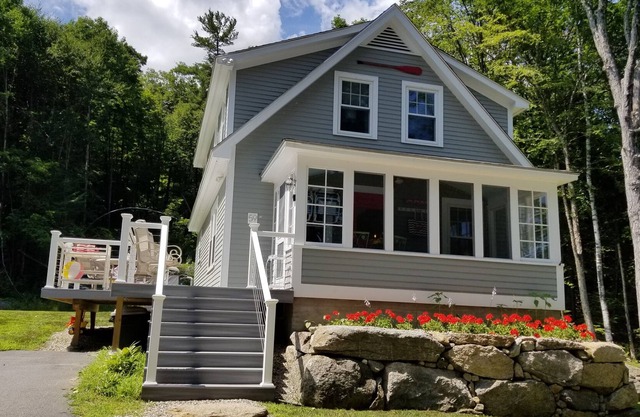 Casa de vacaciones feliz cerca del lago Sunapee, New London y Dartmouth