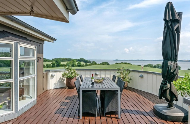 "Haraldina" - 350m to the inlet by Interhome