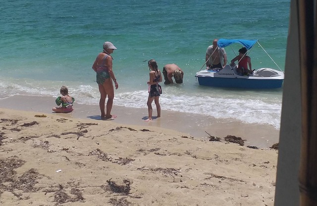 Experience the Real Bahamas, 10 mins from the Airport, On the Beach
