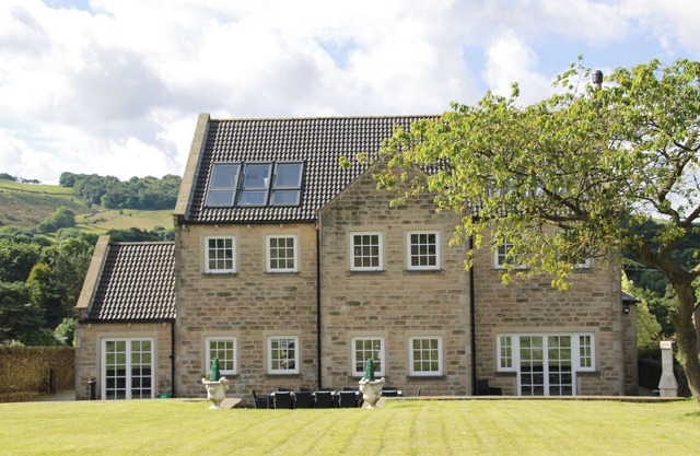 VISTA Hartcliffe, acepte mascotas en Millhouse Verde, Ref 18205