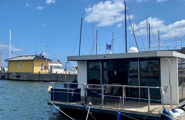 Hausboot Ferienhaus Captains Boat