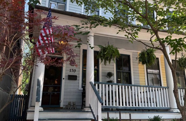 Heart of Downtown Annapolis -- History In Style Next to City Dock, Main Street