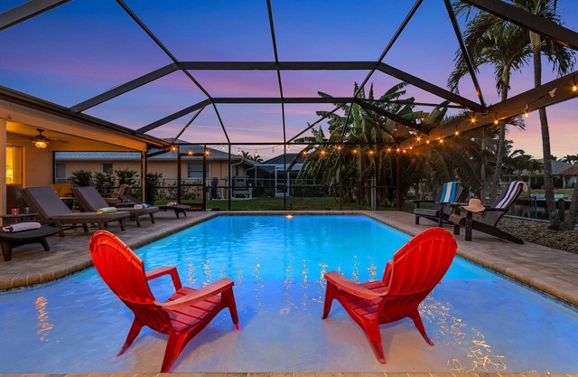 Heated Pool, Gulf Access, Dock, Tiki Hut - The Lucky Pelican - Roelens