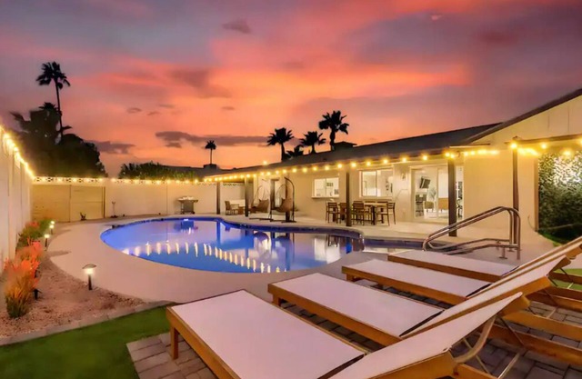 Heated Pool, Hot Tub, Fire Pit - Old Town Luxury