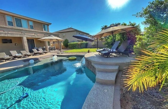 Heated Pool & Hot Tub w/ resort-style Backyard Oasis! Huge Family-Friendly Home