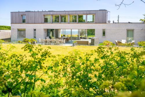 Heath House 4