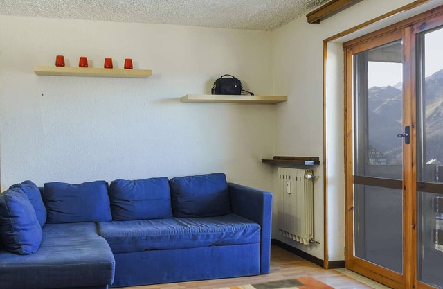 Apartamento de dos habitaciones con capacidad para 5