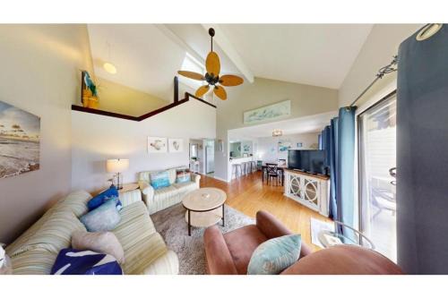 Heron Marsh Hideaway Split Level Villa
