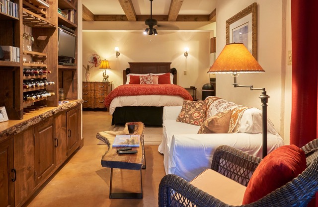 "Secreto oculto" NUEVAS TARIFAS DE LISTA Romance y descanso en el campo, en 4 acres