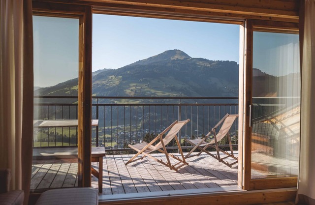 Apartamento de alta calidad con sauna privada y vistas de ensueño en la pista de esquí.