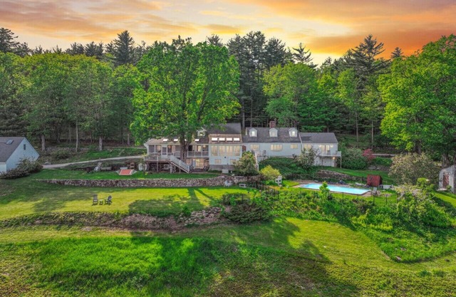 Hillcrest | 100+ Acres, Pool, Views & Sleeps 22