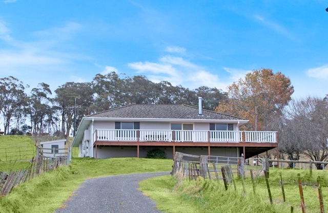 Hillside Farm — Stay 3, Pay 2!