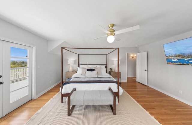 Hilltop Retreat w/Pool, Fire Pit & Room for 20