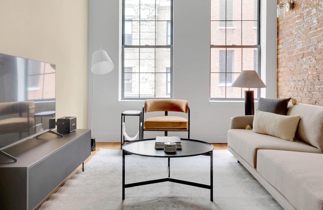 Hip Downtown BK 3BR w/ Gym, Elevator, Roof & Private Patio, by Blueground