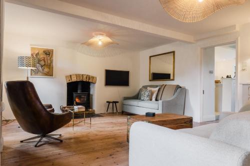 Historic 3 Bedroom Cottage in the Cotswolds