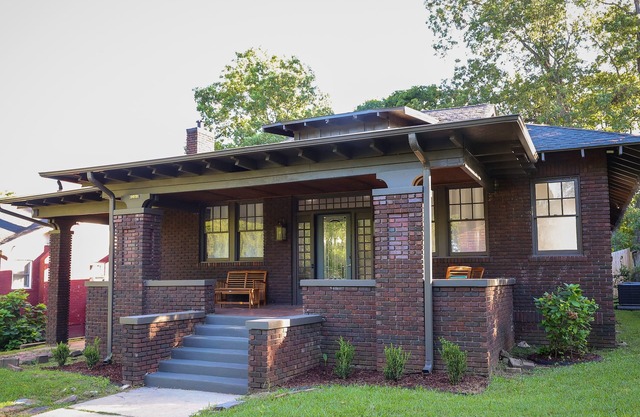 Historic 4/2.5 Norwood Home - Downtown B'ham