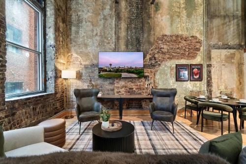 Historic Loft Retreat N Downtown Knoxville