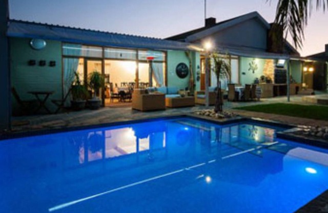 Hobie Beach Guest House