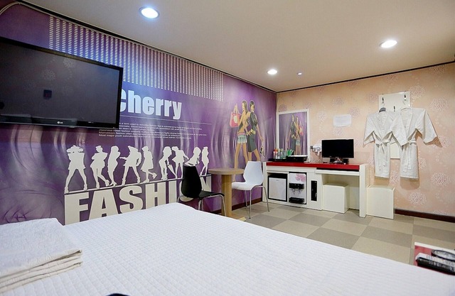 Hoegi Cherry