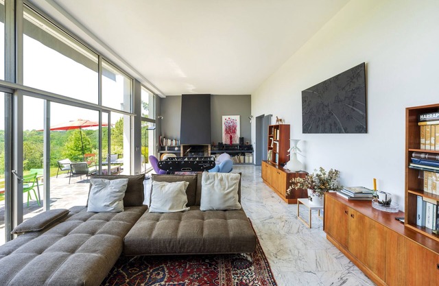 Casa de vacaciones 'Espace, Luxe, Calme Et Nature' con vistas a la montaña y aire acondicionado