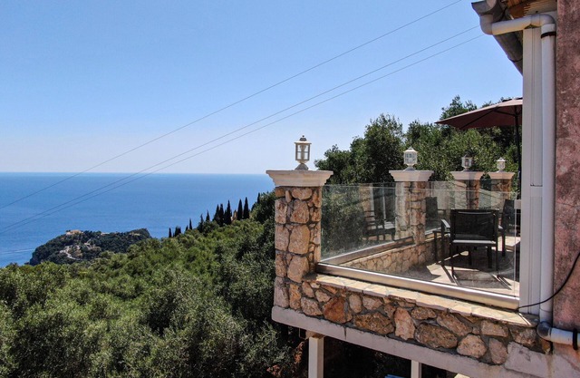 Casa de vacaciones 'Captain Spiros House' con vistas a la montaña y Wi-Fi