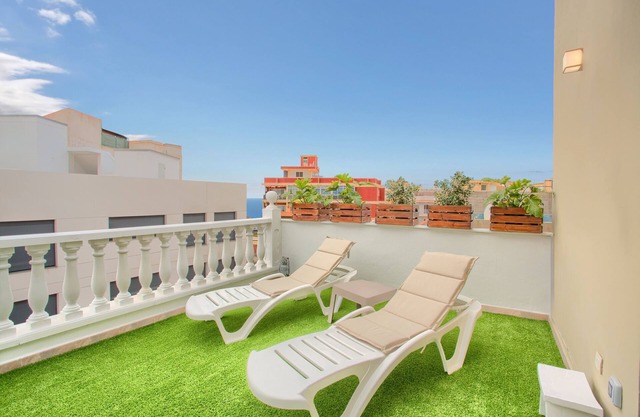 Holiday Apartment 'Ático' with Mountain View, Private Terrace and Wi-Fi