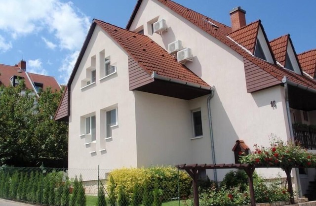 Apartamento de vacaciones Balatonföldvár para 1 - 10 personas con 4 dormitorios - Apartamento