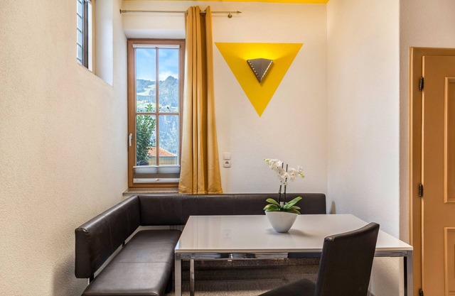 Apartamento vacacional "Apart Zillertal 70m2" con vistas a la montaña, terraza y Wi-Fi