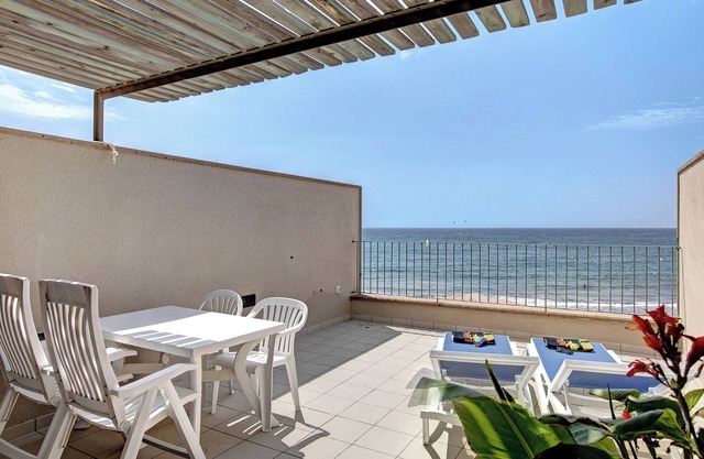 Apartamento de vacaciones 'Casa Médano 20 En El Médano' con vistas al mar, terraza y Wi-Fi