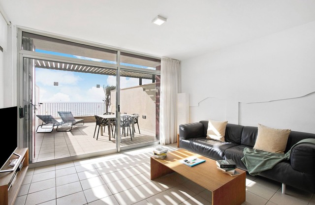 Apartamento de vacaciones 'Casa Médano 16 En El Médano' con vistas al mar, terraza y Wi-Fi