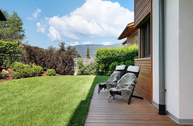 Apartamento vacacional "Cornelia Latsche" con vistas a la montaña, terraza y Wi-Fi