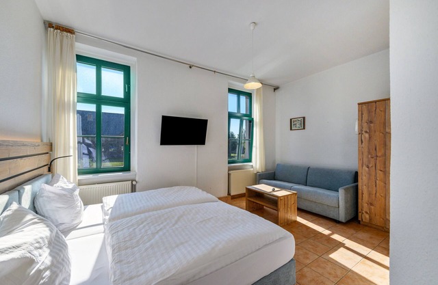 Apartamento vacacional 'Fewo E6' con jardín comunitario y WLAN