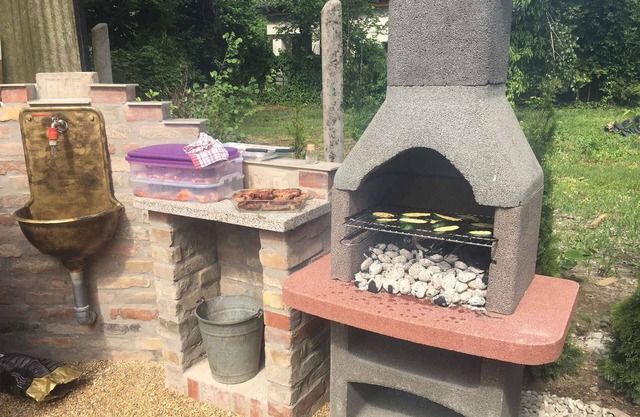 Apartamento vacacional cerca de la playa con barbacoa y aire acondicionado