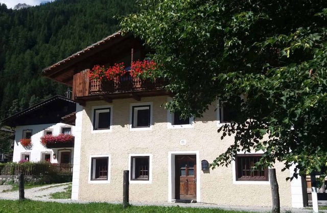 Apartamento vacacional con jardín
