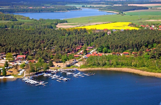 Apartamento 'Maribell' con vistas al lago, balcón y Wi-Fi