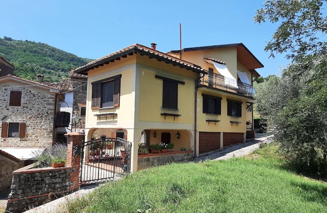 Apartamento de vacaciones Marliana para 1 - 6 personas con 4 dormitorios - Casa pareada
