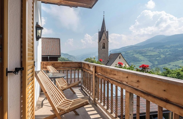 Apartamento vacacional "Plose Winklerhof" con vistas a la montaña, balcón y Wi-Fi