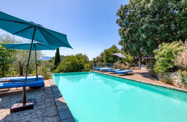Casa de vacaciones 'Mas Grand Bosc Micocouliers' con piscina compartida, terraza privada y Wi-Fi
