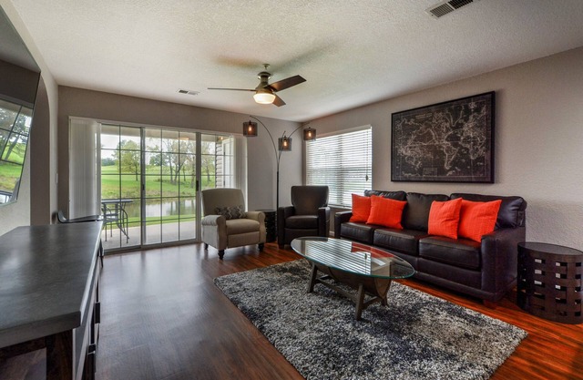 Lakeview Condo - Se aceptan mascotas