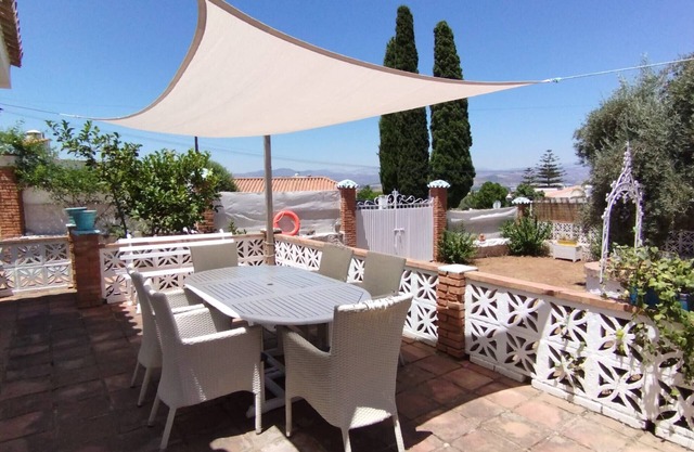 Casa de vacaciones 'Villa Namaste' con vistas a la montaña, Wi-Fi y aire acondicionado