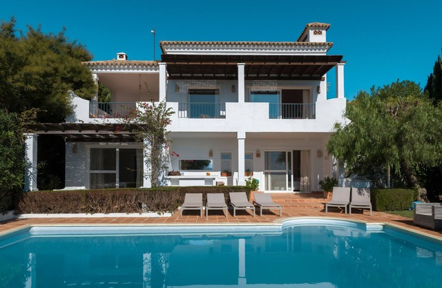 Casa de vacaciones 'Petunia' con piscina privada, Wi-Fi y aire acondicionado