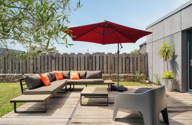 Casa de vacaciones 'L'Escapade Du Bord De Rance' con terraza, jardín y Wi-Fi