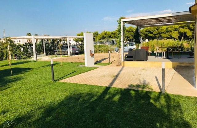 CASA DE LUJO A 400 MT DEL MAR Y A 1 KM DEL CENTRO - OASIS CON JARDIN Y SPA -