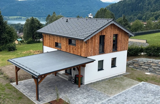 Casa de vacaciones 'Almrausch' con vistas al lago, terraza privada y Wi-Fi